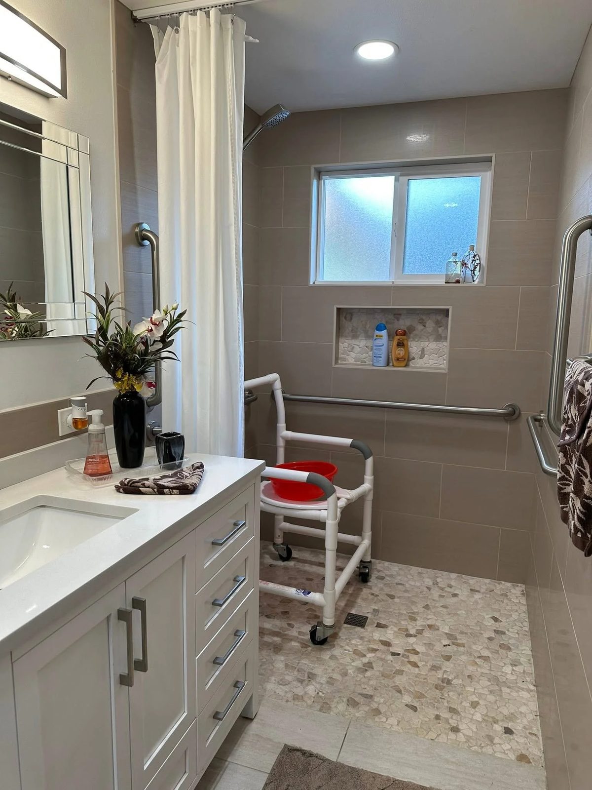 HARMONY LANE ADULT FAMILY HOME LLC photo 1