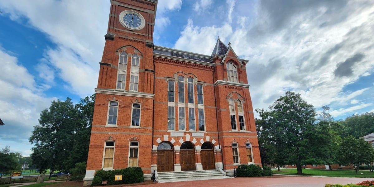 Benton House of Covington photo 5