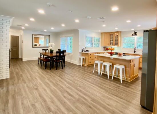Golden Manor Senior Living of Buford photo 4