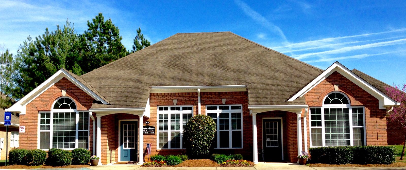 Golden Manor Senior Living photo 2