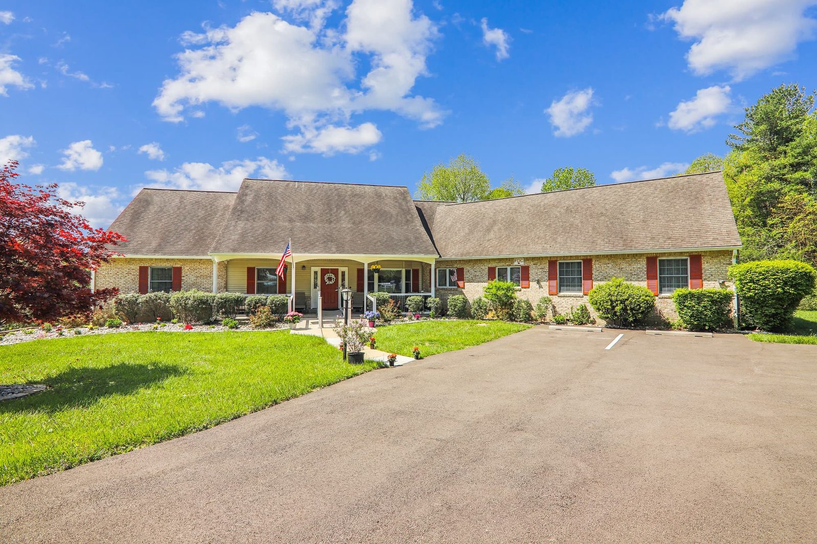 Howard County Assisted Living at Clarksville photo 2