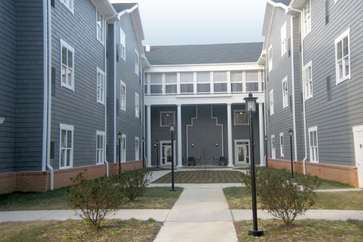 Symphony Manor Premier Assisted Living and Memory photo 2