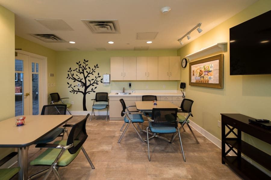 Artis Senior Living of Commack photo 6