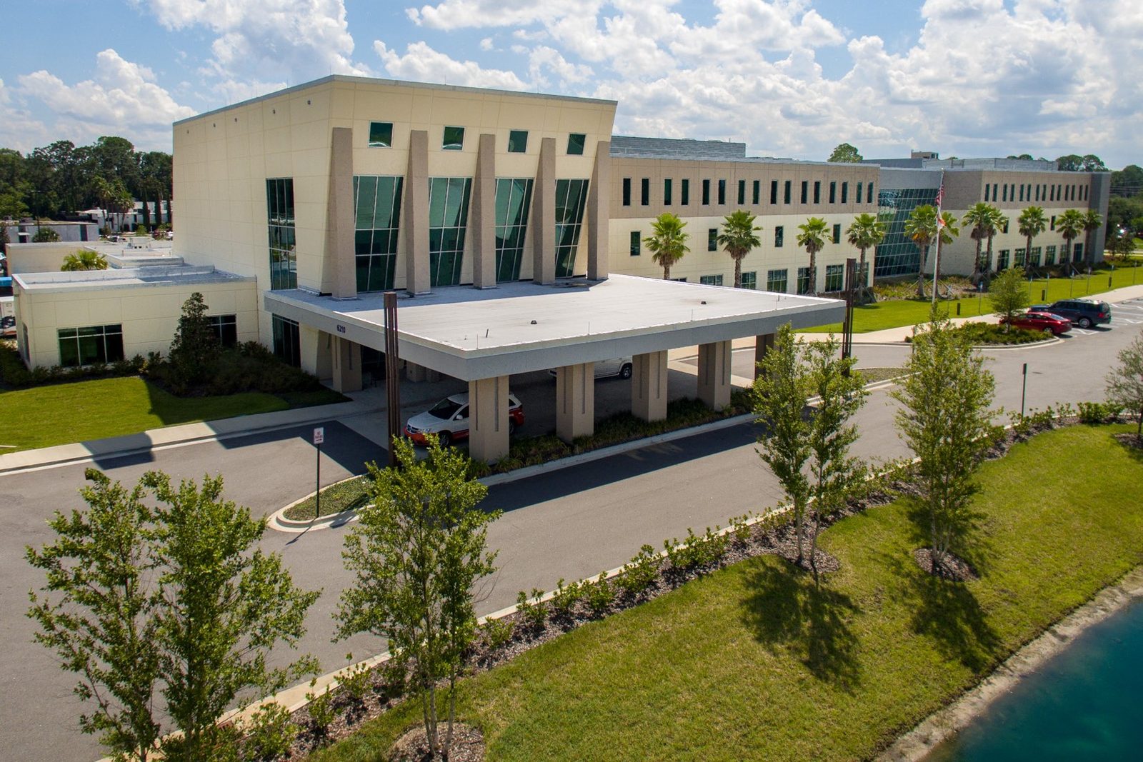 University Crossing photo 2