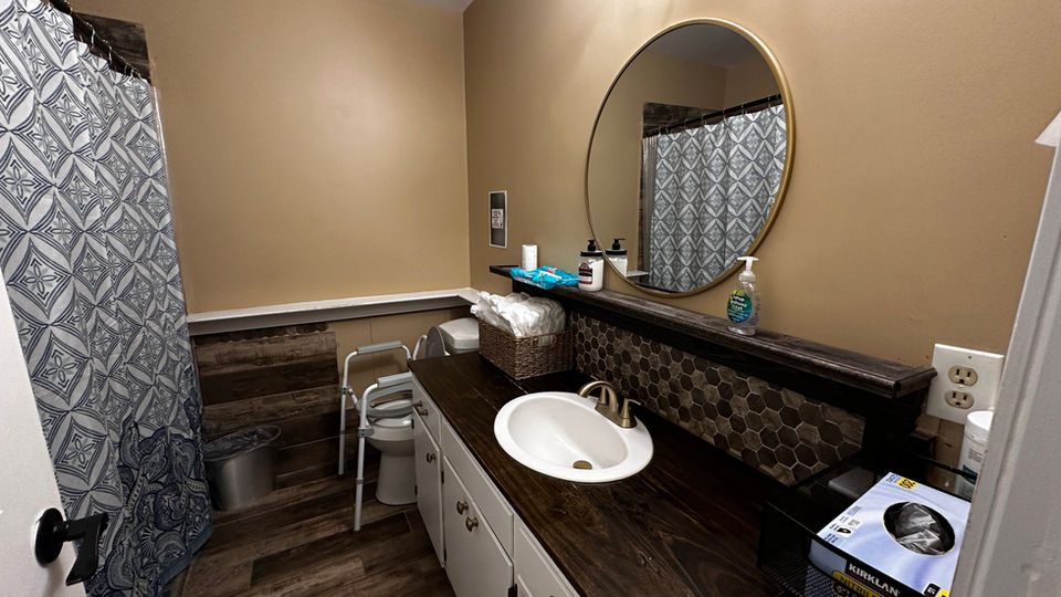 Angels on Earth Assisted Living Home, LLC photo 4