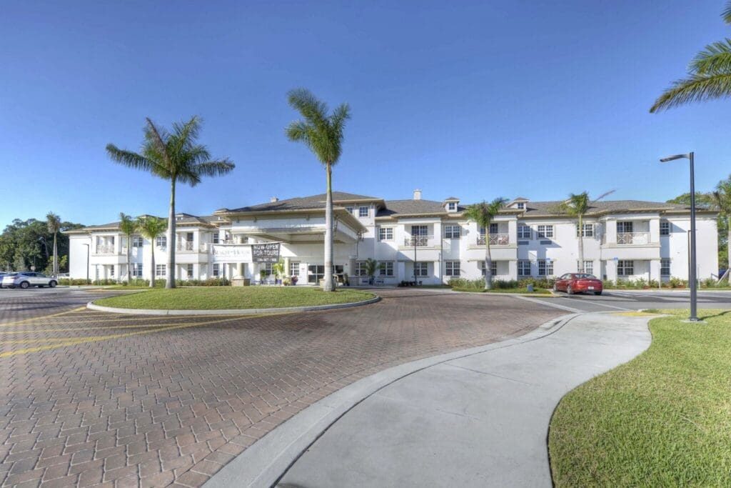Beach House Naples Assisted Living & Memory Care photo 1