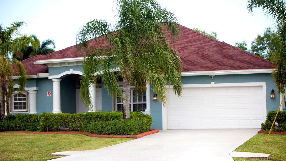 Chloes Senior Home Care LLC photo 1