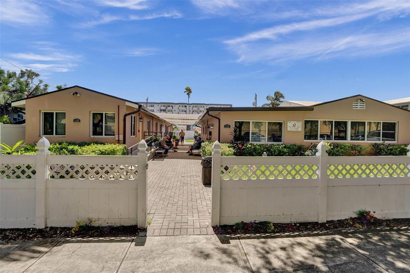 Hollywood Beach Retirement Home II photo 1