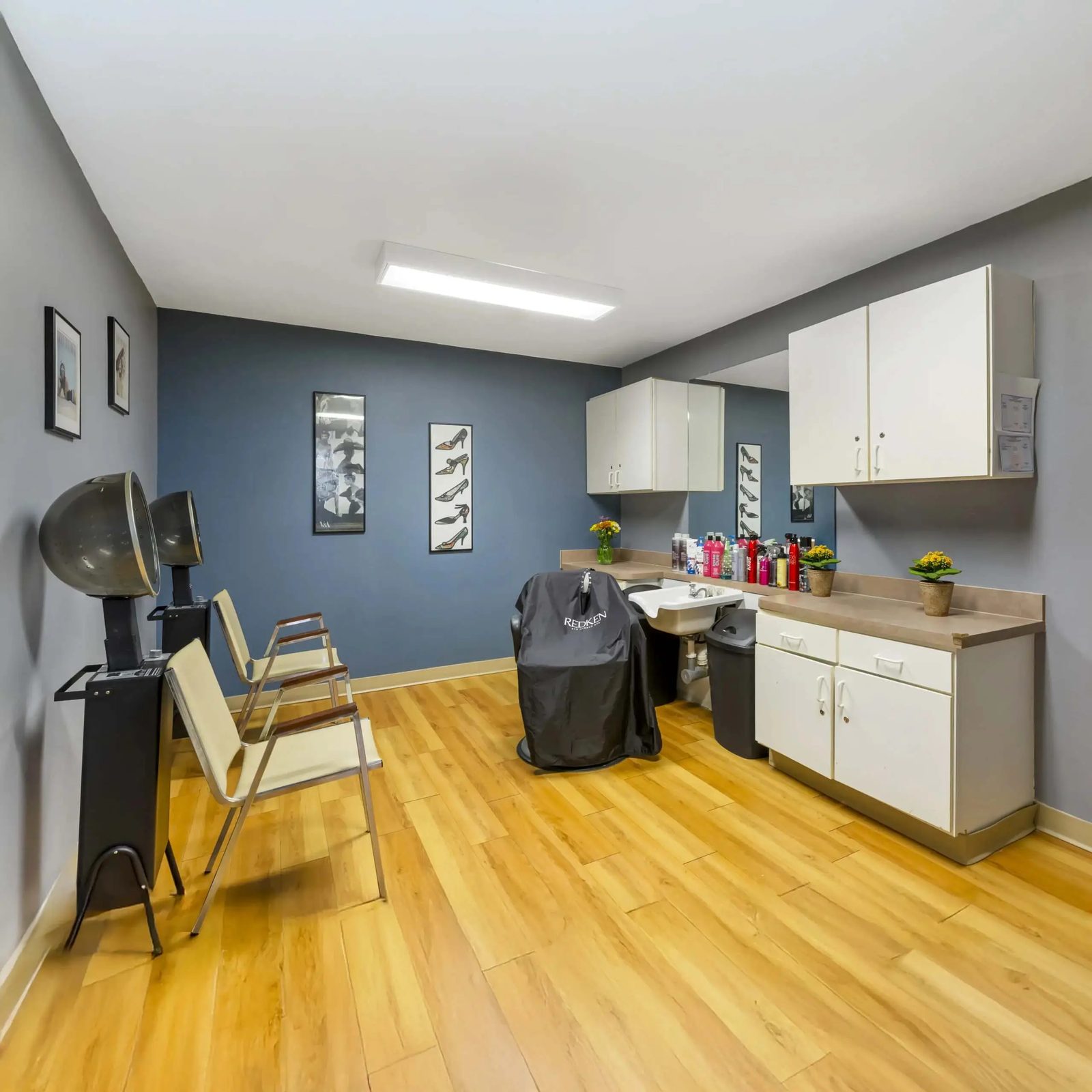 Bentley House photo 4