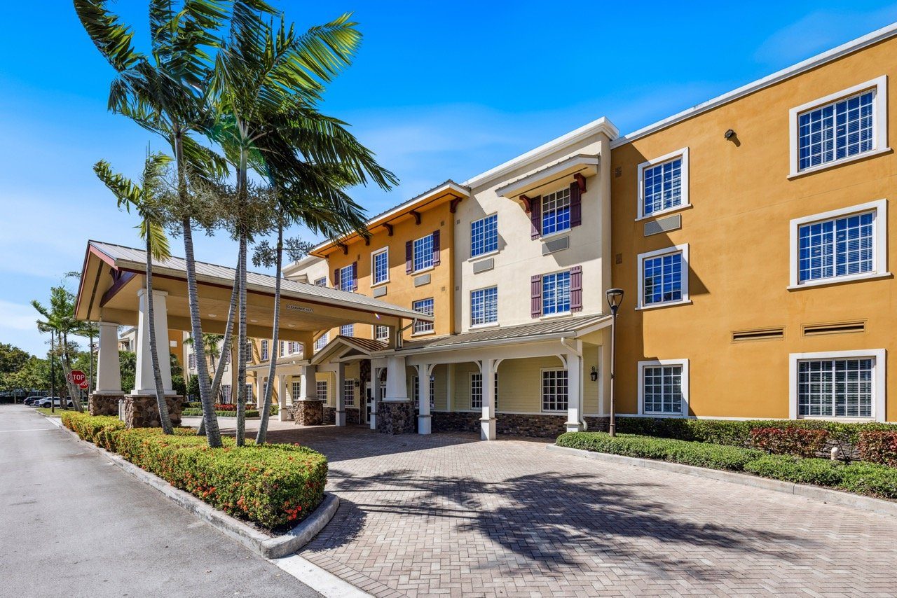 Oakmonte Village of Davie photo 1