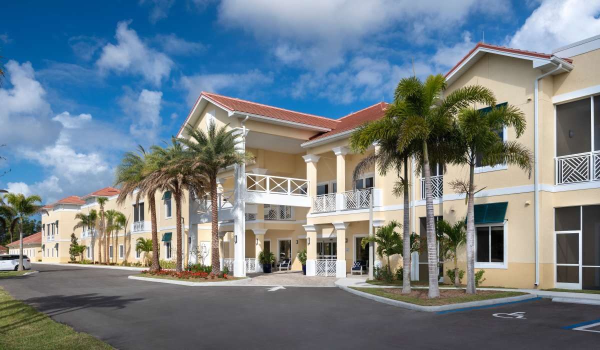 Pineapple House at Sapphire Lakes, the photo 1