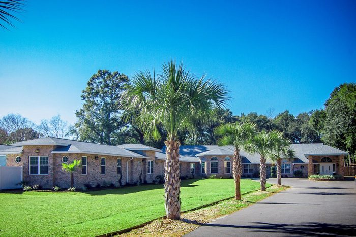 Windermere Assisted Living & Memory Care photo 2