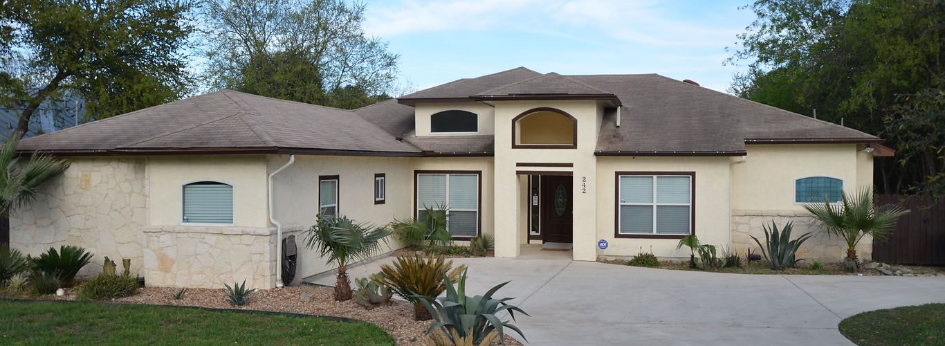 Golden Oaks Assisted Living LLC