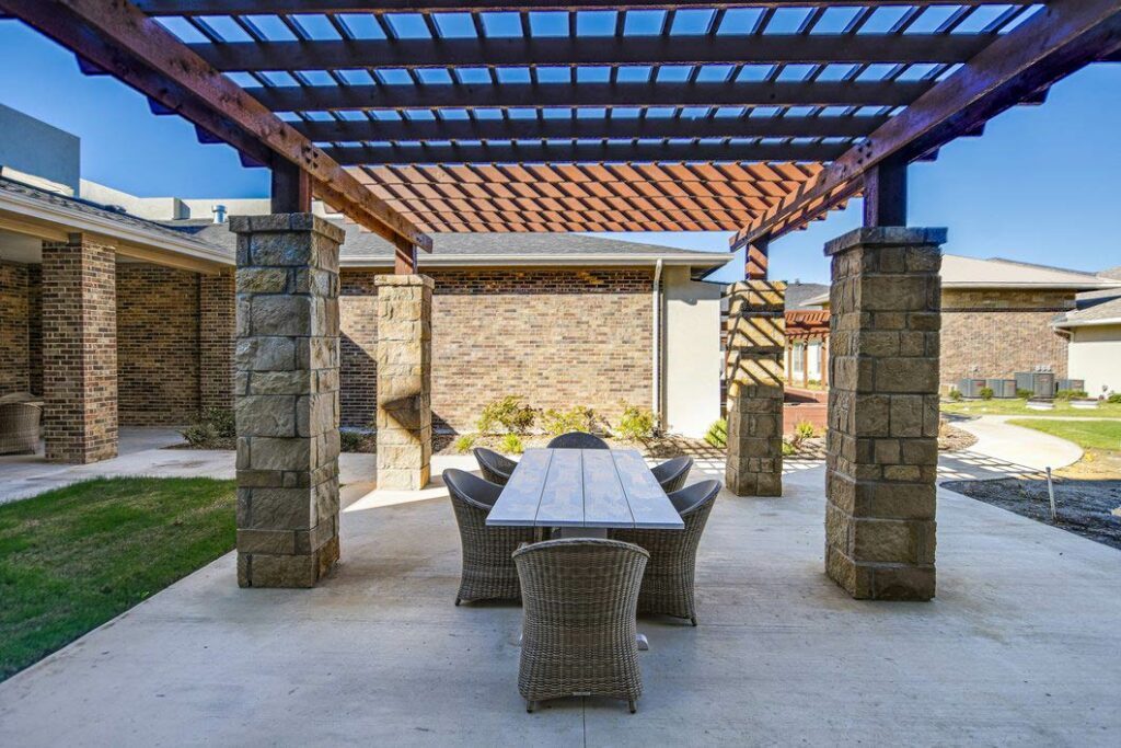 Ariel Pointe Senior Living photo 4