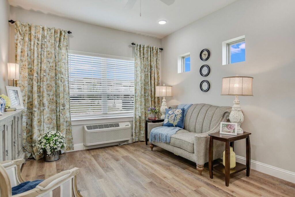 Arabella of Red Oak photo 4