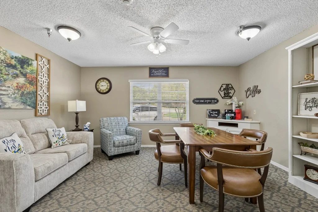 Grayson Court photo 2
