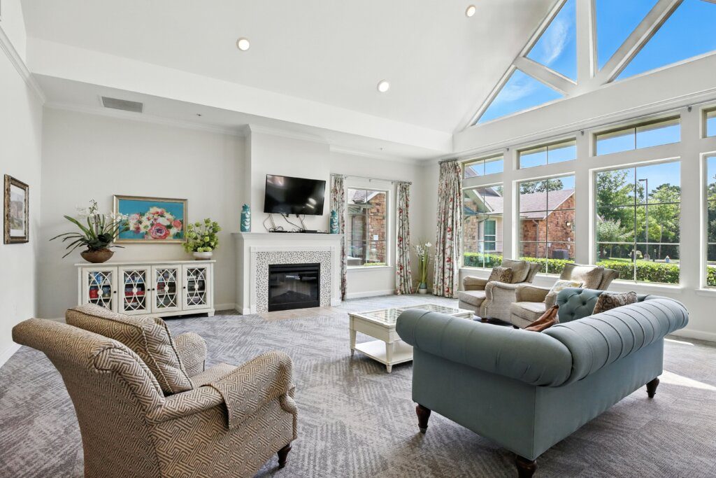 Wood Glen Court Assisted Living photo 3