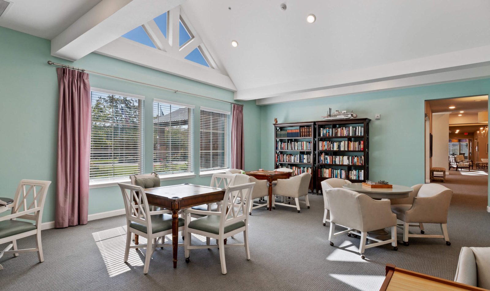 Wood Glen Court Assisted Living photo 4