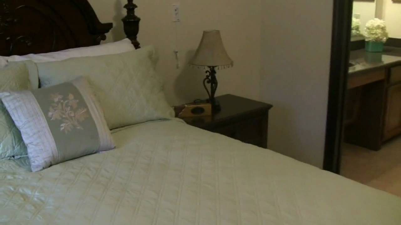 Country Club Retirement Community photo 1
