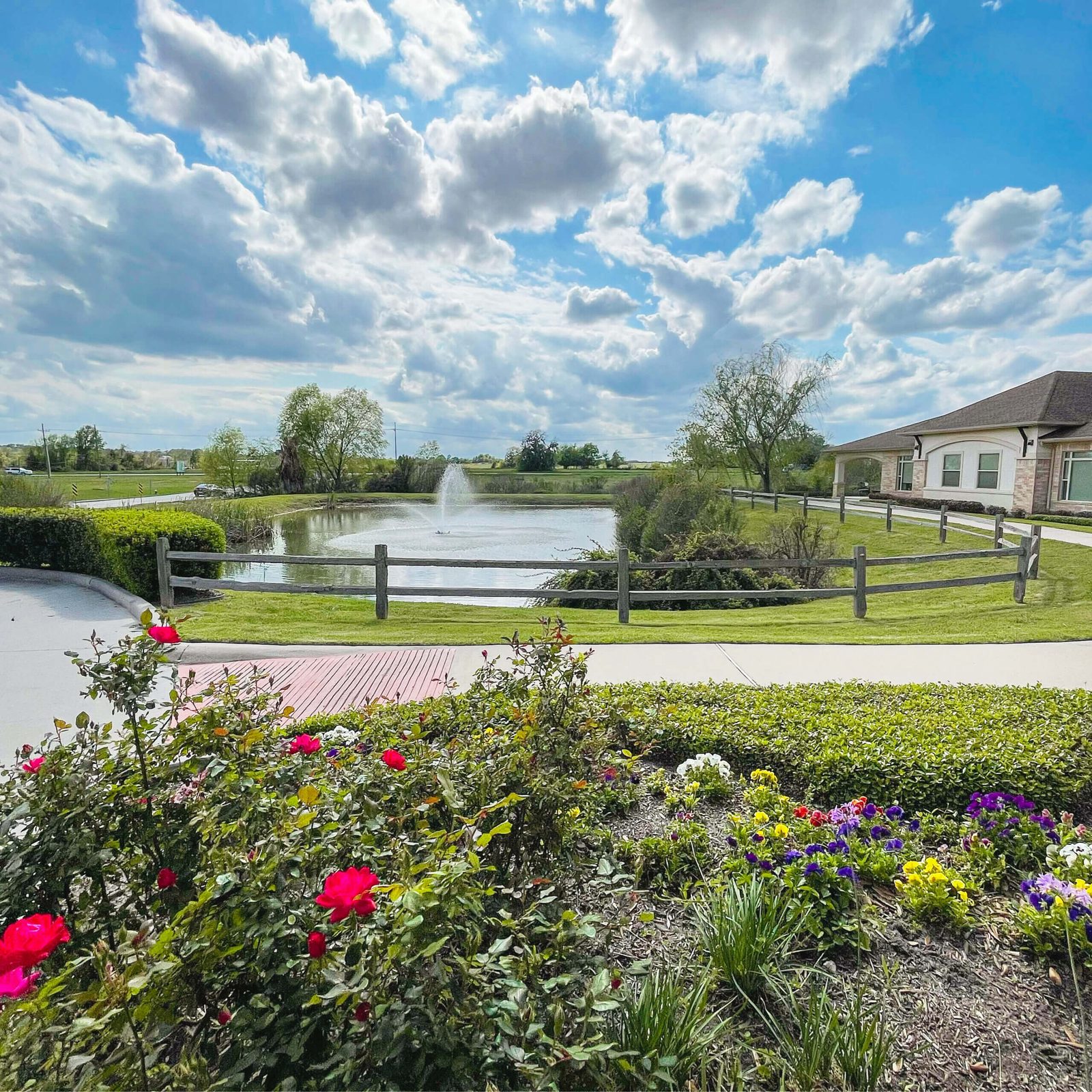 Live Oak Senior Care on Lake Conroe LLC photo 1