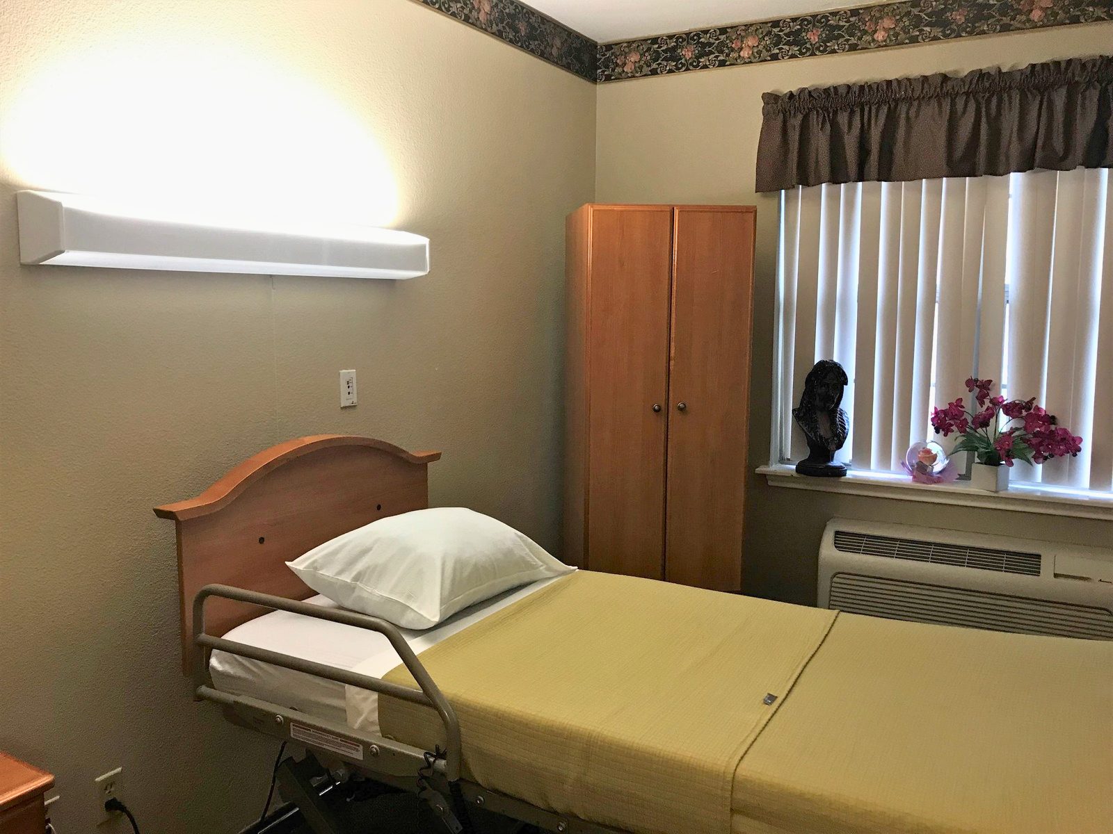 Mesa Vista Inn Health Center photo 5