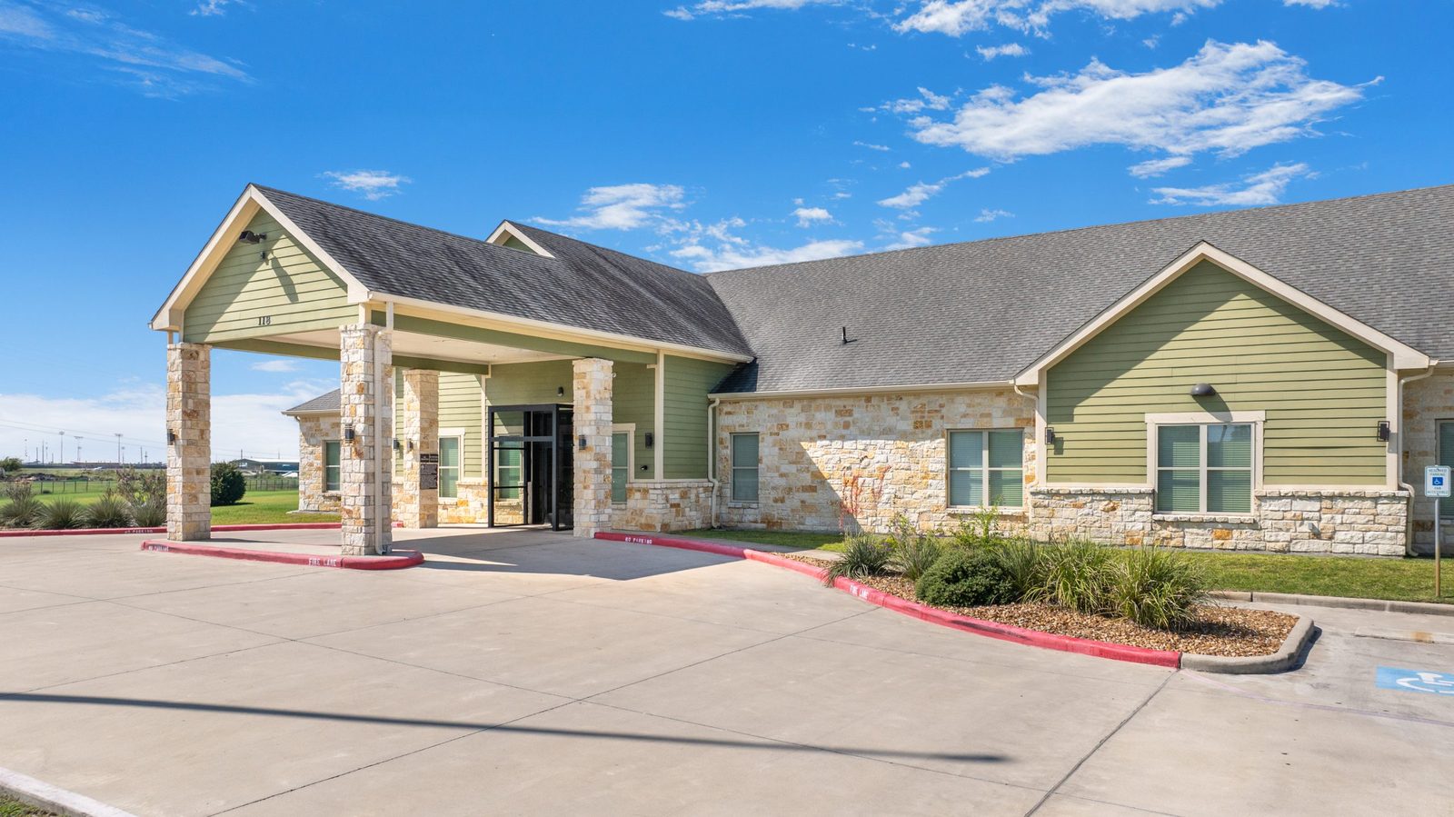 Lavaca Bay Nursing and Rehabilitation Center photo 5