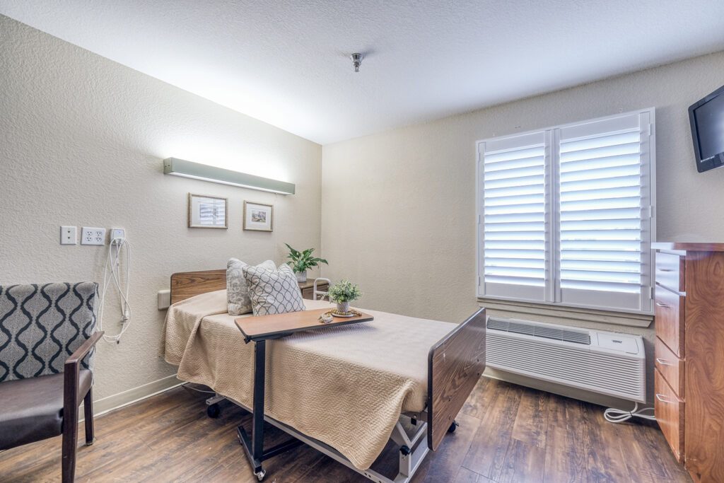 College Park Rehabilitation and Care Center photo 3
