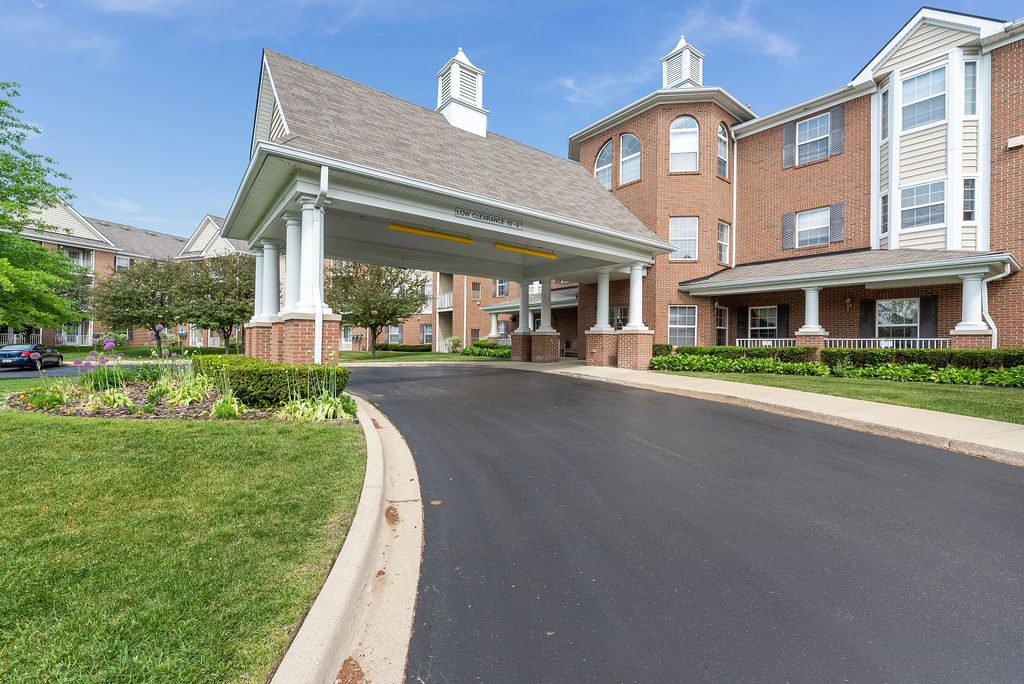 Elmhaven Manor photo 4
