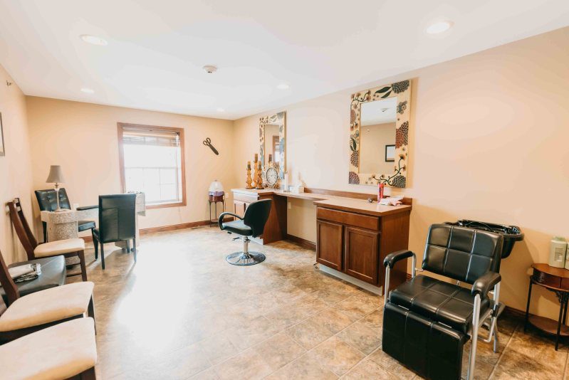 Barton Woods Assisted Living photo 3