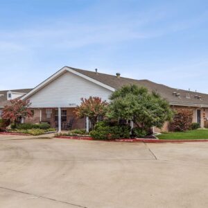 Bluebonnet Court photo 2
