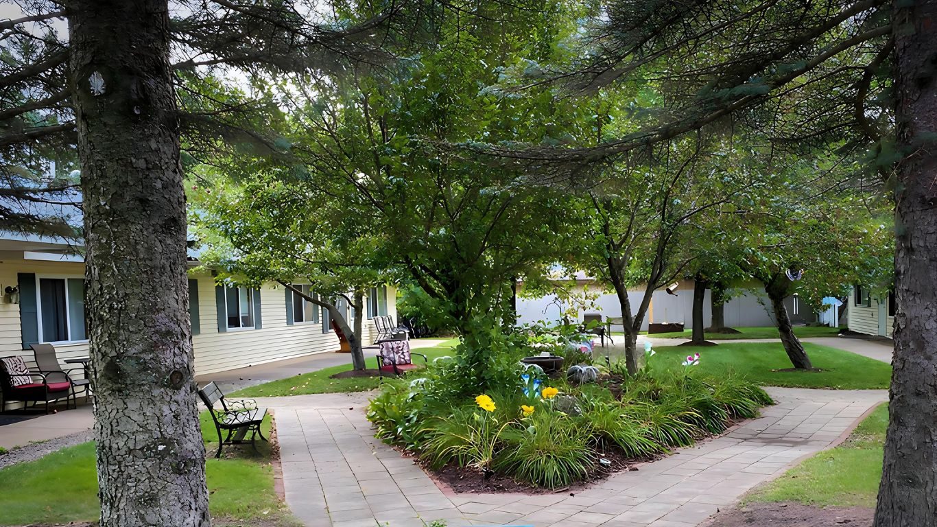 Violet Meadows Fond Du Lac photo 1