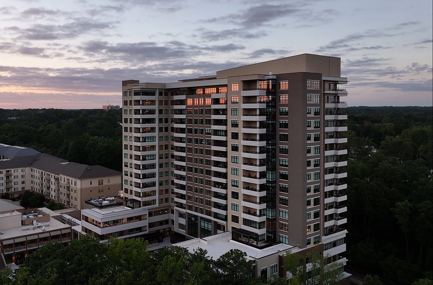 The East Tower at Cardinal North Hills photo 5