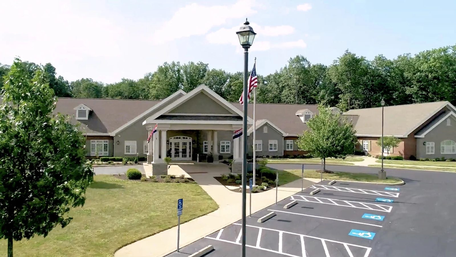 The Inn H Ashland Woods Management Company LLC photo 1