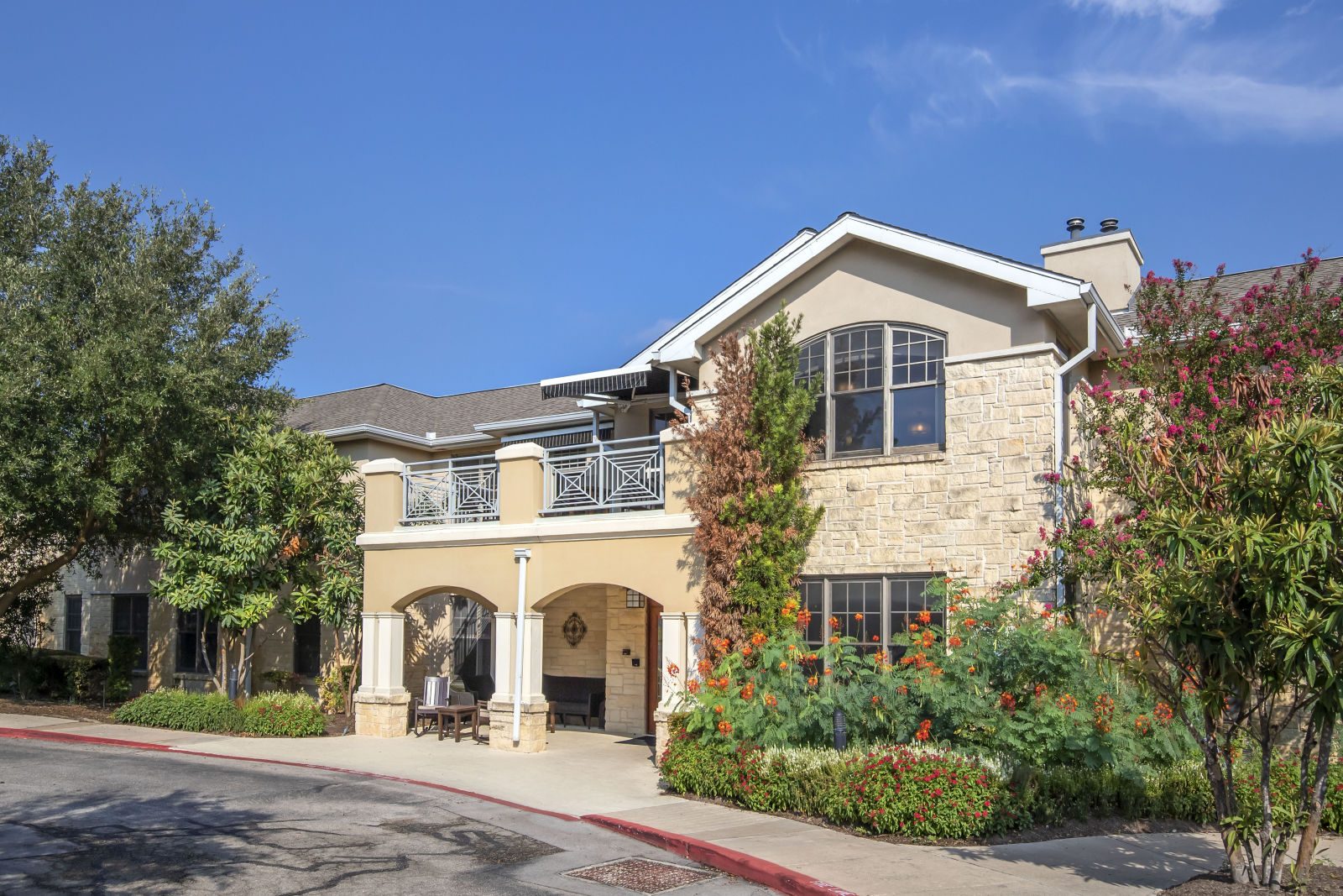 Brookdale Lakeway photo 2