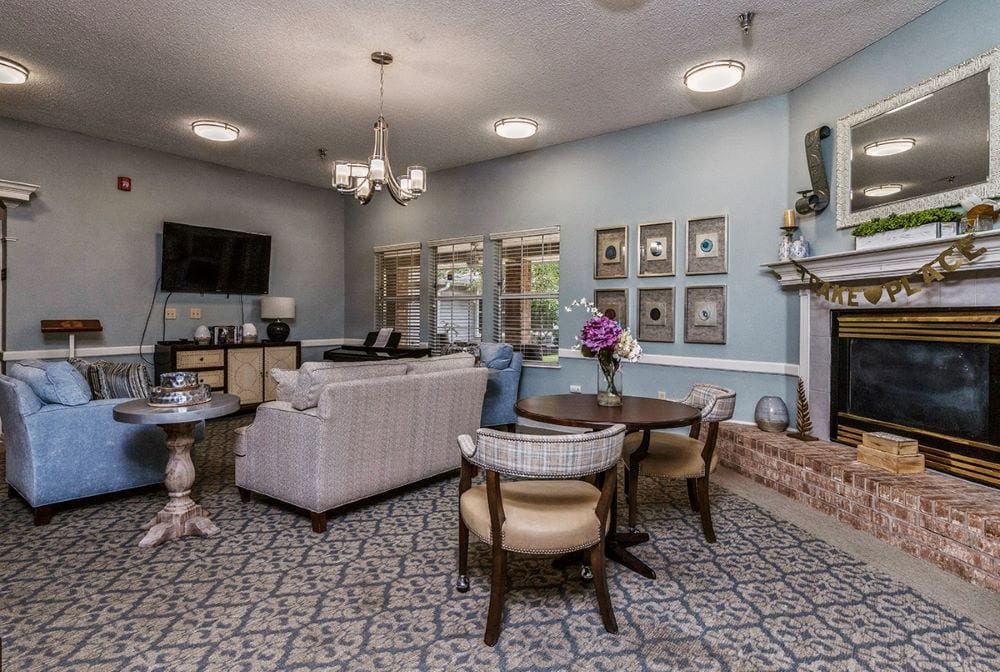 Strake Court photo 1