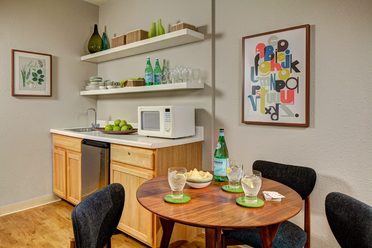 High Point Residence Fox Valley LLC photo 1