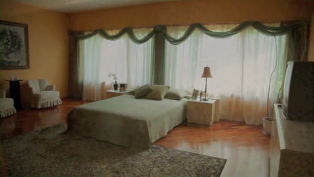 Medicine Lake Manor photo 3
