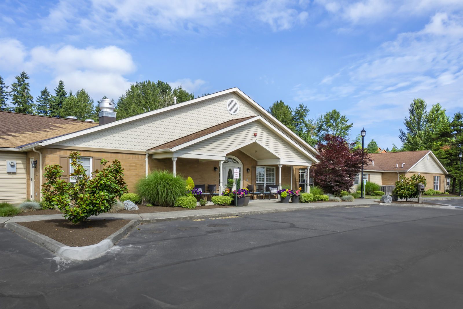 Brookdale Alderwood photo 3