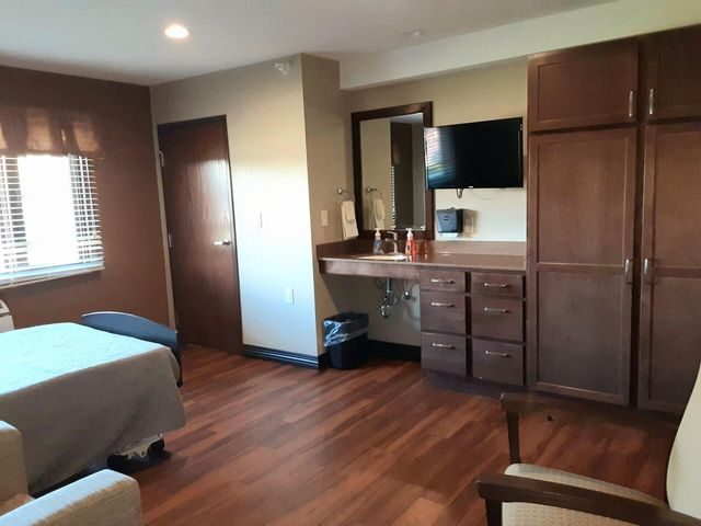 Jefferson City Manor INC photo 2