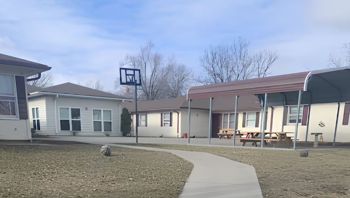Pettis County Assisted Living, L.l.c. photo 2