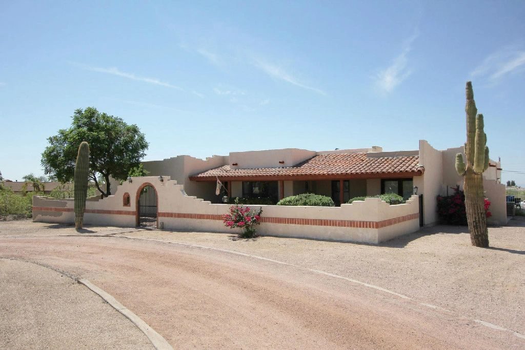Red Mountain Assisted Living at Gilbert INC photo 1