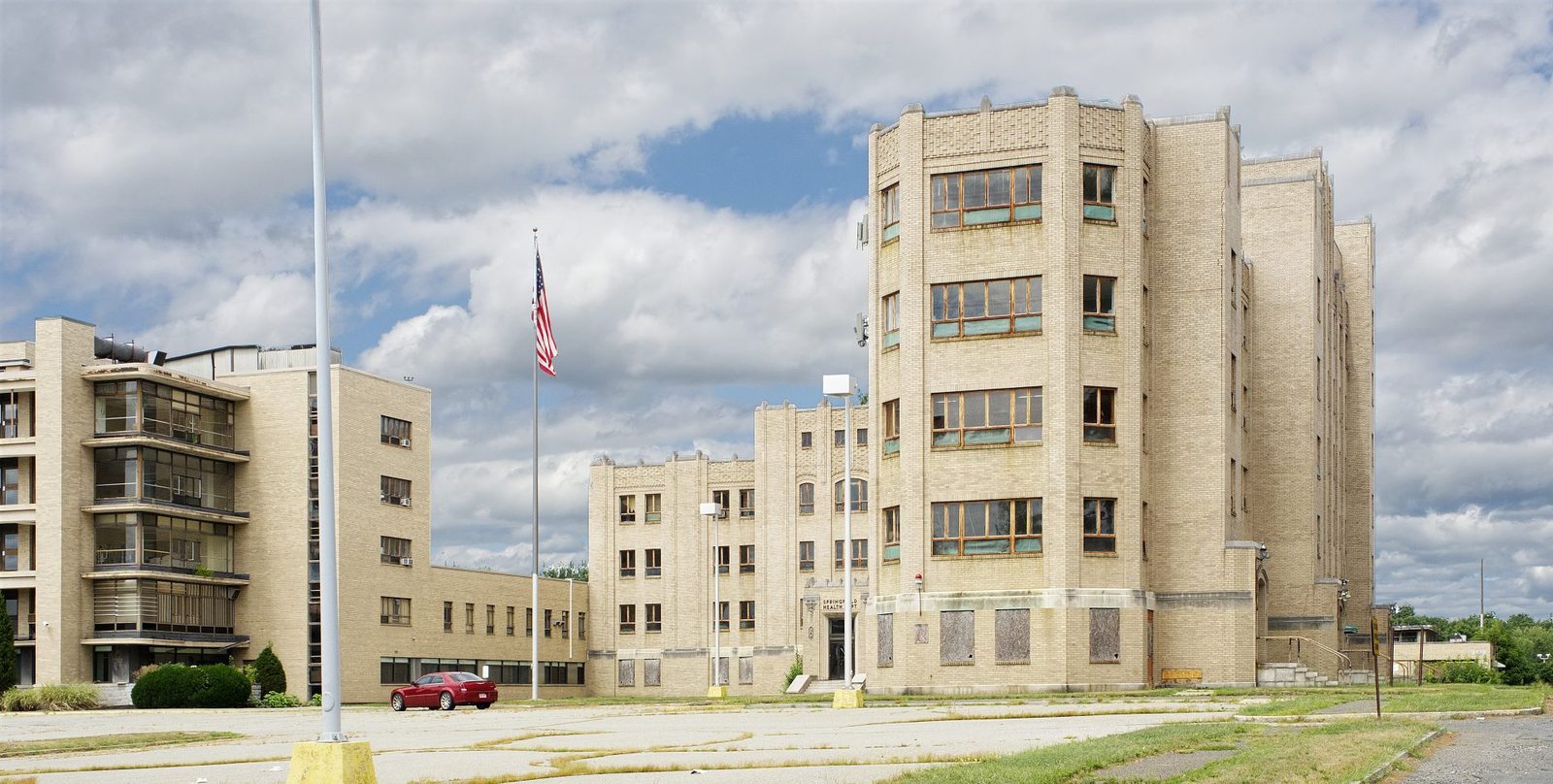 Springfield Hospital LLC photo 2