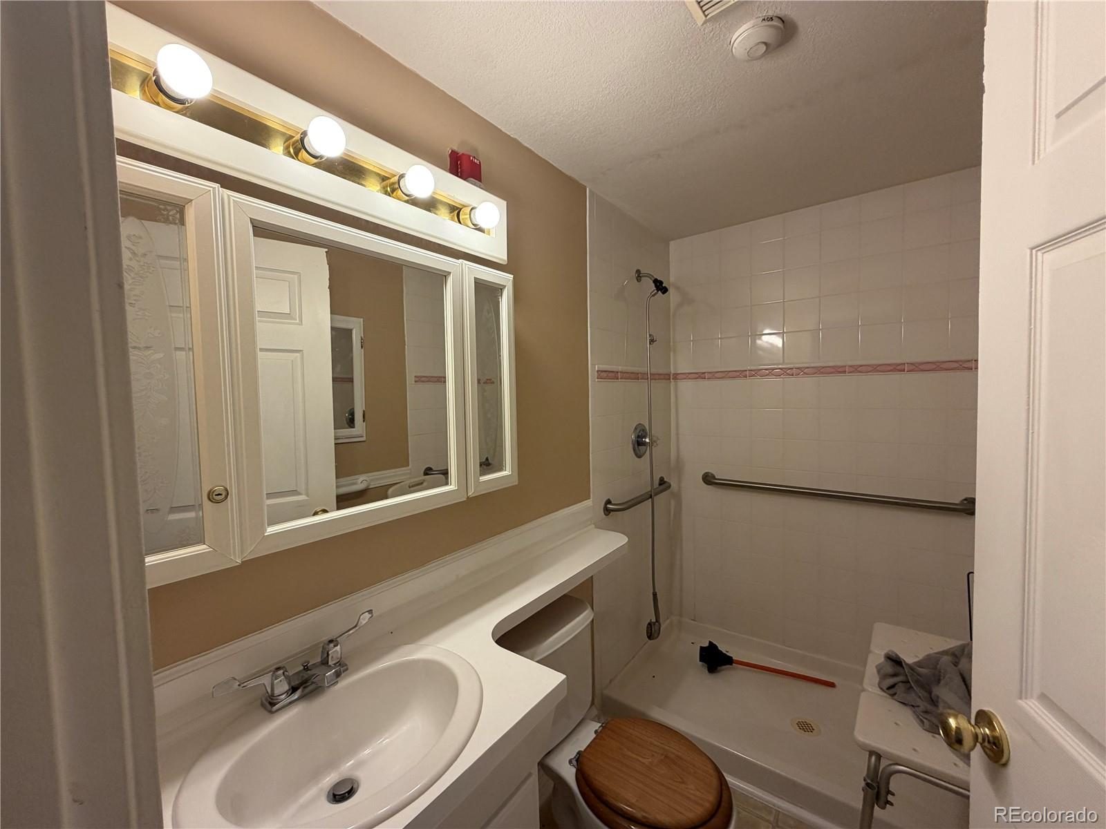 3510 Holland Management LLC photo 5