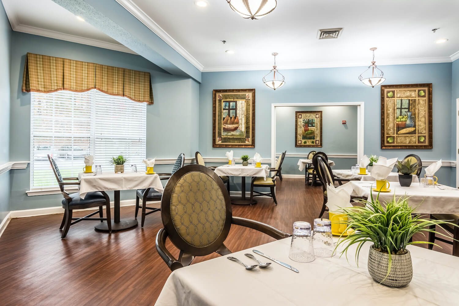 Hartland Specialty Care Assisted Living photo 2