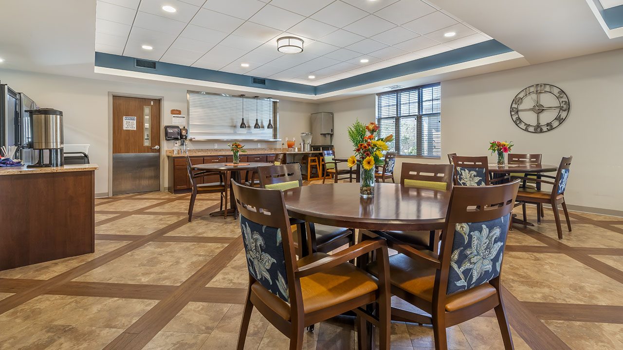 Grand Meadows Senior Living & Health Care LLC photo 2