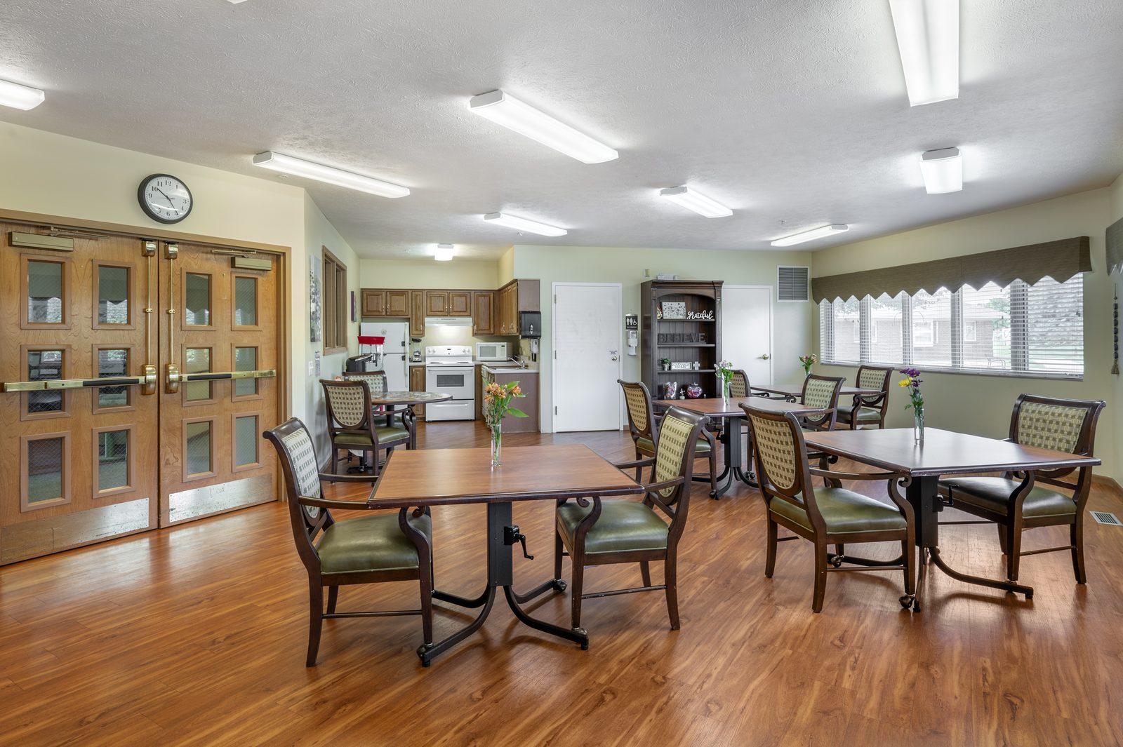 Emeritus Corporation photo 4