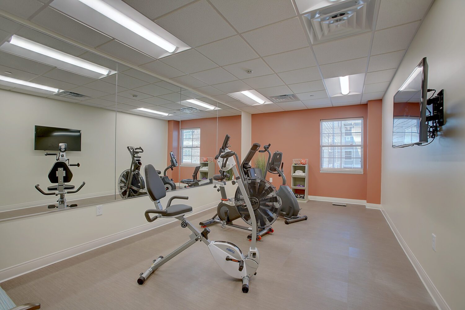 Hellenic Senior Living of Mishawaka LLC photo 3
