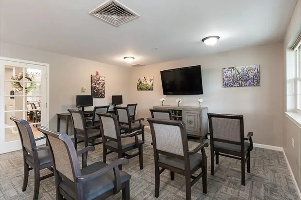 Elkhart Place Assisted Living LLC photo 2