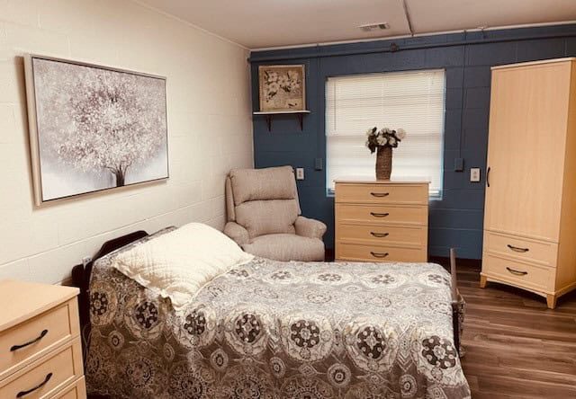 Ihs Woodland Hills Nursing Center INC