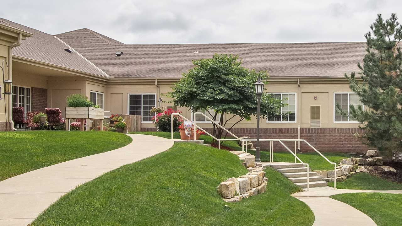 Overland Rose Senior Living LLC photo 2
